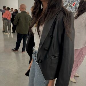 Faux leather blazer cropped